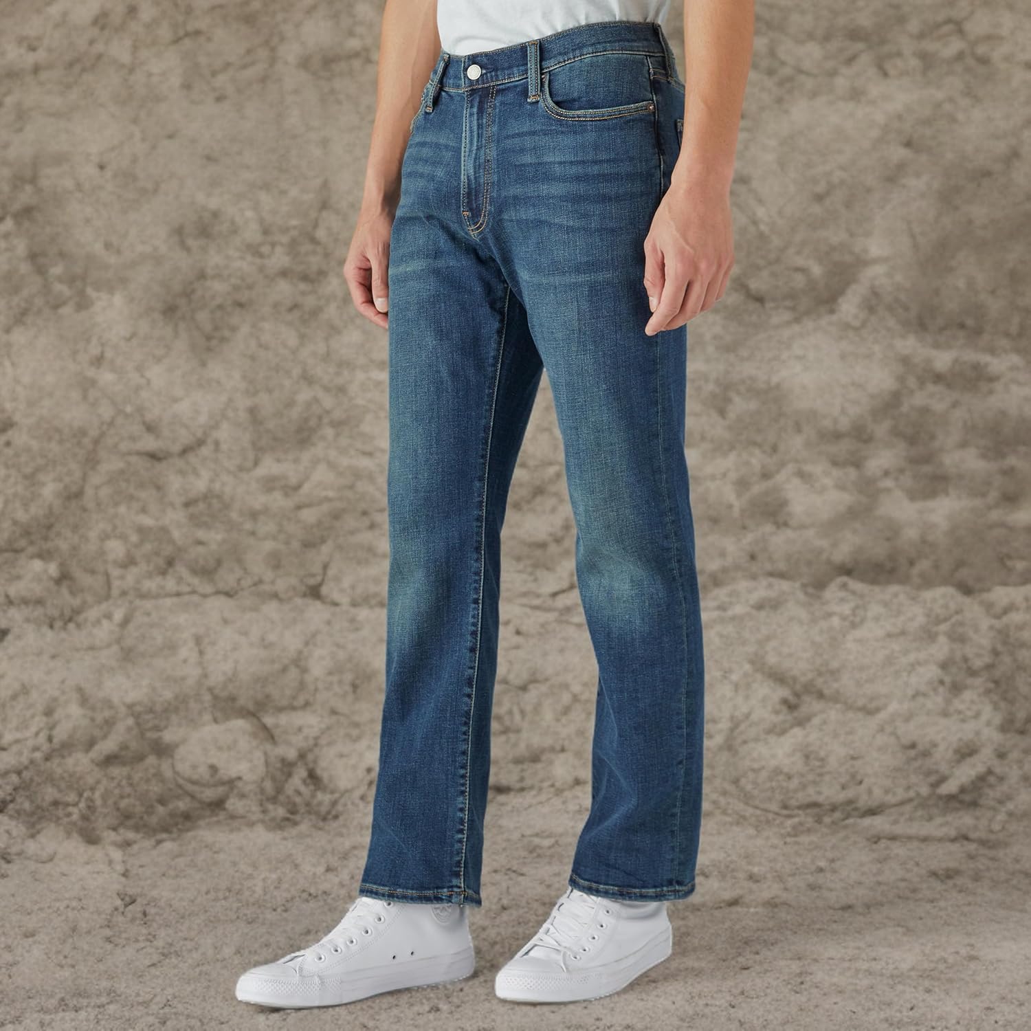 Lucky Brand Men's 363 Vintage Straight-Leg Jean in Marshall's Beach