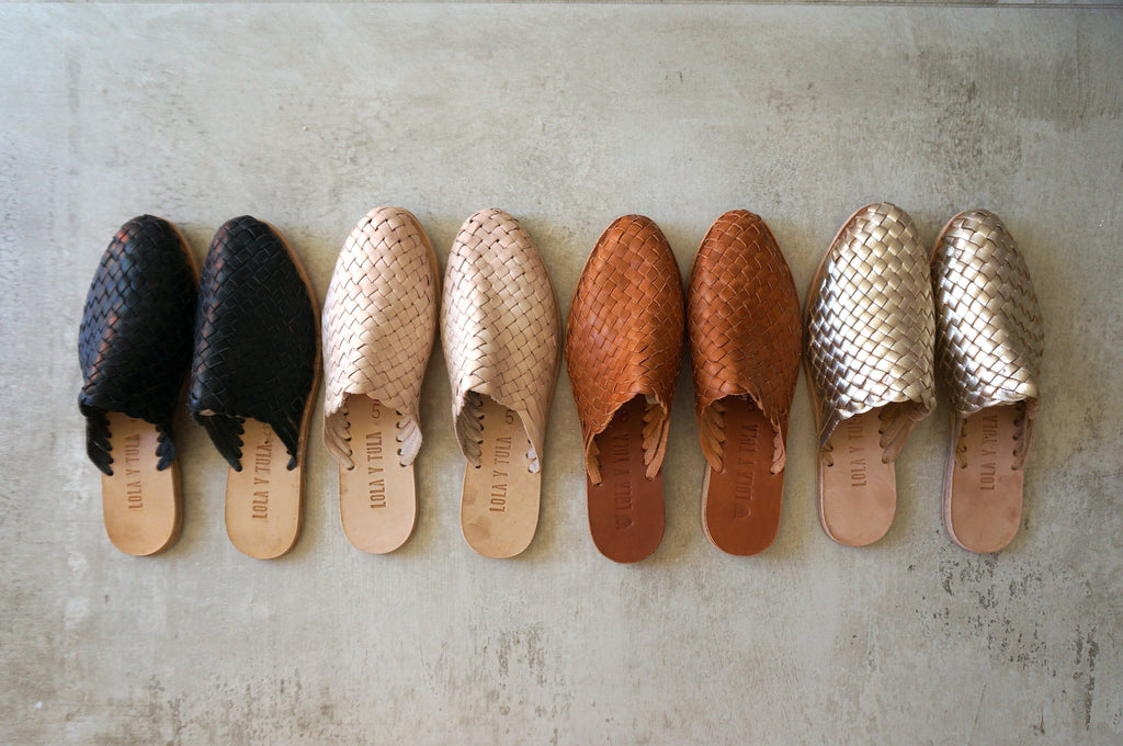 THE LUISA LEATHER SLIDES // GOLD