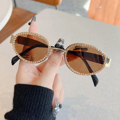 Rhinestones Decor Oval Sunglasses