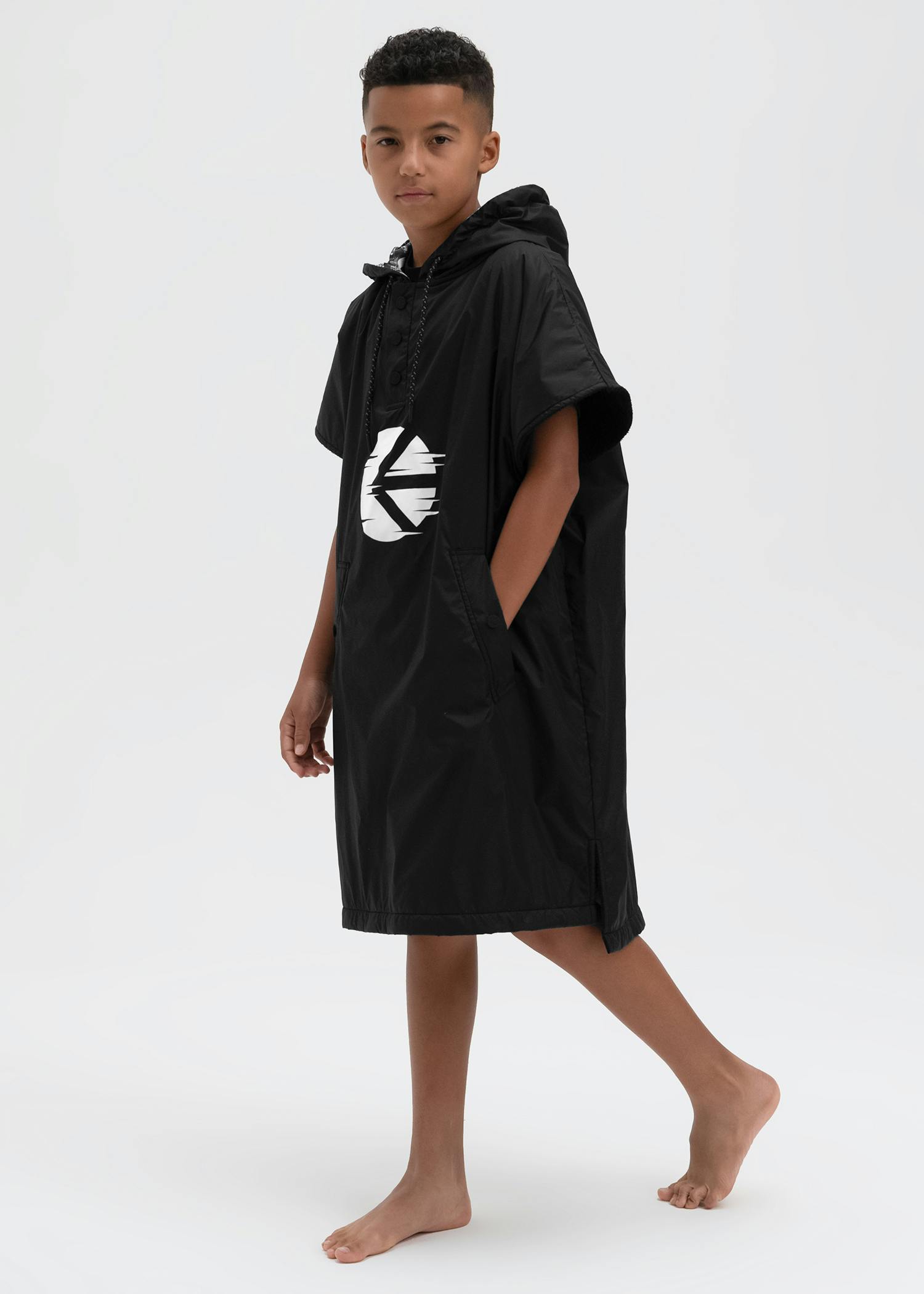 Motion | Kids Changing Poncho